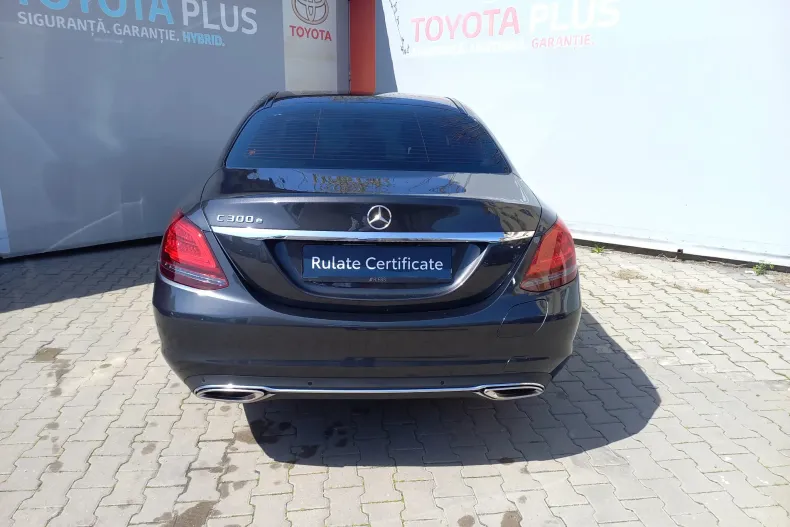 Mercedes-Benz C din 2020 cu 23.650 km - oferta MER130079 - foto 4