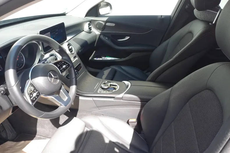 Mercedes-Benz C din 2020 cu 23.650 km - oferta MER130079 - foto 8