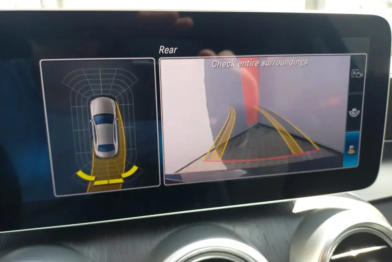 Mercedes-Benz C din 2020 cu 23.650 km - oferta MER130079 - foto 26