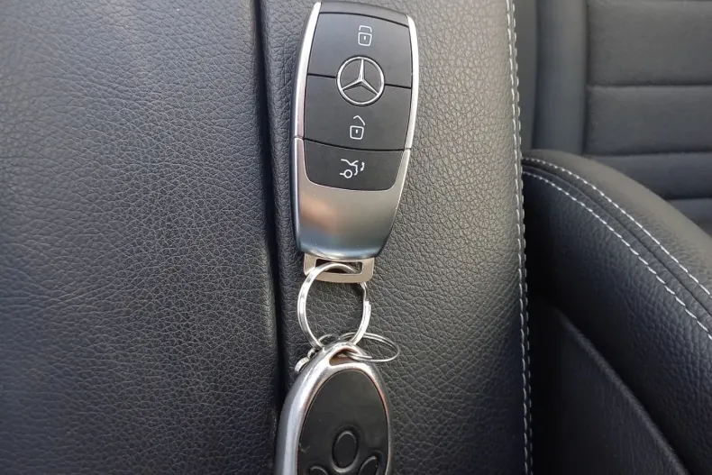 Mercedes-Benz C din 2020 cu 23.650 km - oferta MER130079 - foto 30