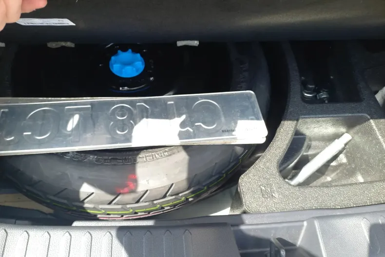 Toyota C-HR din 2024 cu 18.900 km - oferta TOY130080 - foto 10