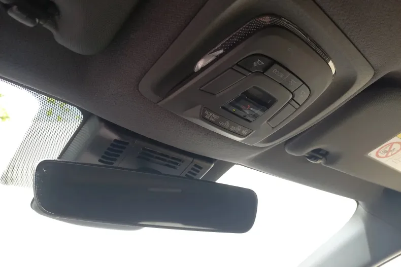 Toyota C-HR din 2024 cu 18.900 km - oferta TOY130080 - foto 24