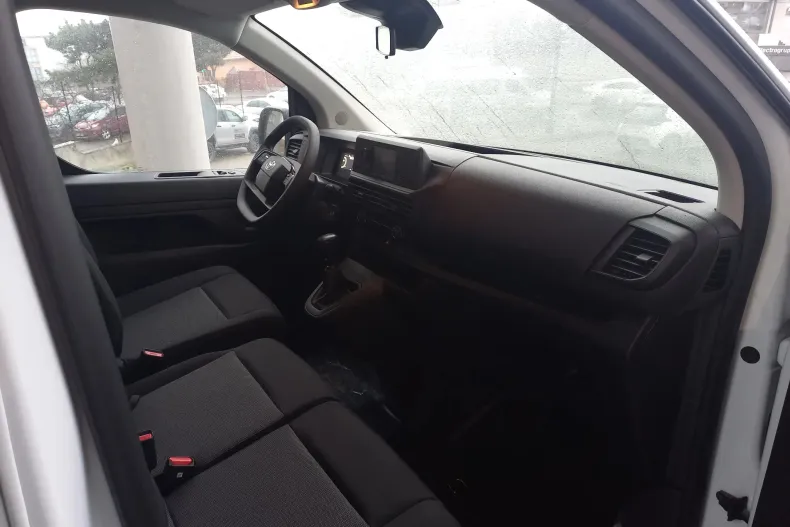 Toyota Proace din 2024 cu 7 km - oferta TOY130084 - foto 5