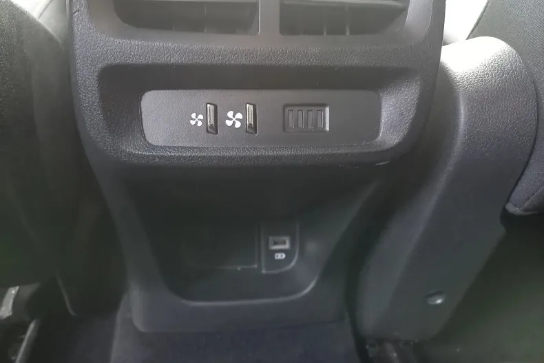 Toyota Proace din 2023 cu 23.900 km - oferta TOY130085 - foto 24