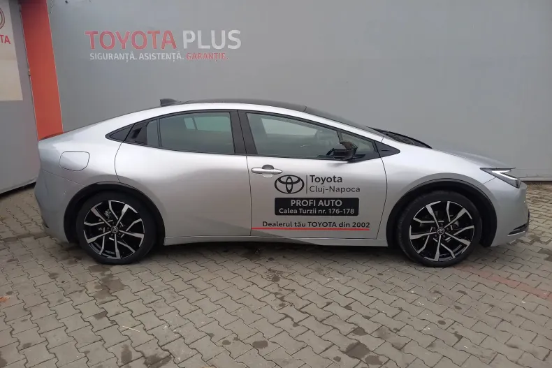 Toyota Prius din 2023 cu 10.450 km - oferta TOY130087 - foto 6