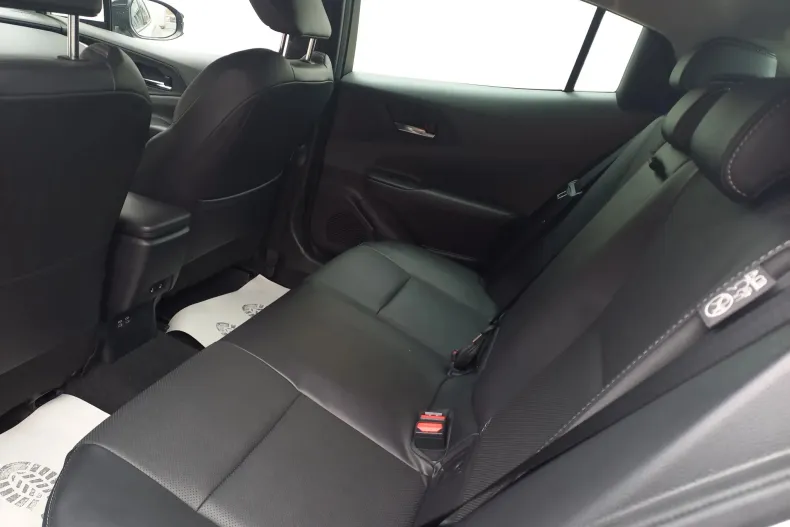 Toyota Prius din 2023 cu 10.450 km - oferta TOY130087 - foto 15