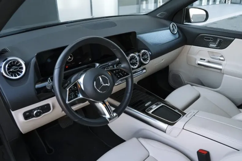 Mercedes-Benz GLA din 2025 cu 8.550 km - oferta MER130094 - foto 9