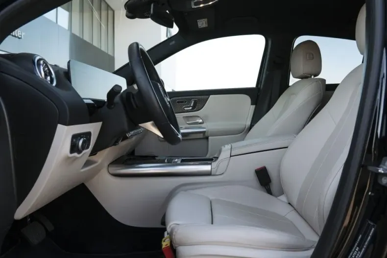 Mercedes-Benz GLA din 2025 cu 8.550 km - oferta MER130094 - foto 10