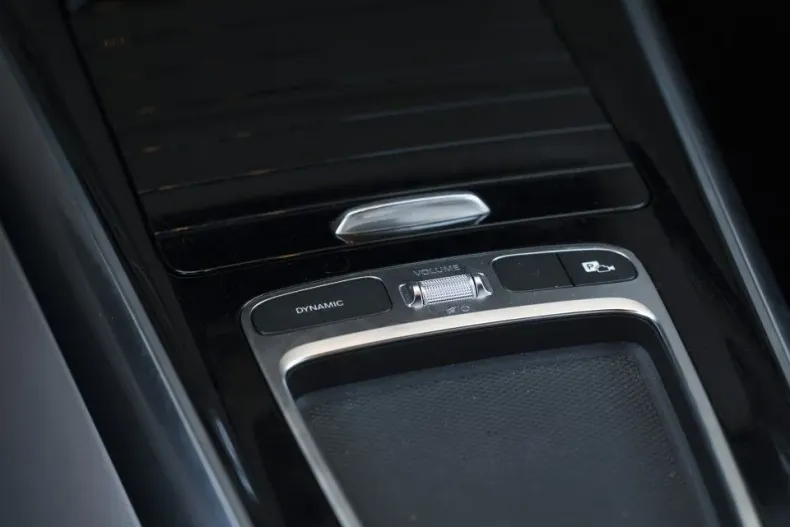 Mercedes-Benz GLA din 2025 cu 8.550 km - oferta MER130094 - foto 20