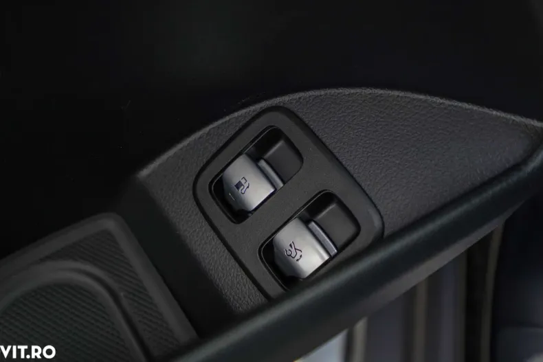 Mercedes-Benz GLC Coupe din 2025 cu 9.000 km - oferta MER130095 - foto 13