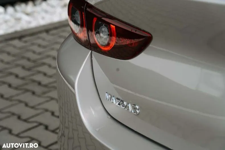 Mazda 3 din 2025 cu 1 km - oferta MAZ130098 - foto 11