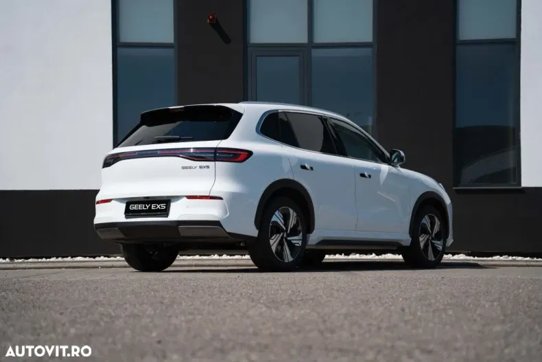 Geely Ex5 din 2025 cu 2.000 km - oferta GEE130121 - foto 4