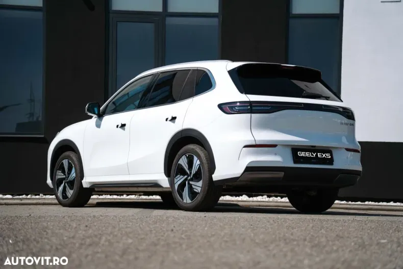 Geely Ex5 din 2025 cu 2.000 km - oferta GEE130121 - foto 6