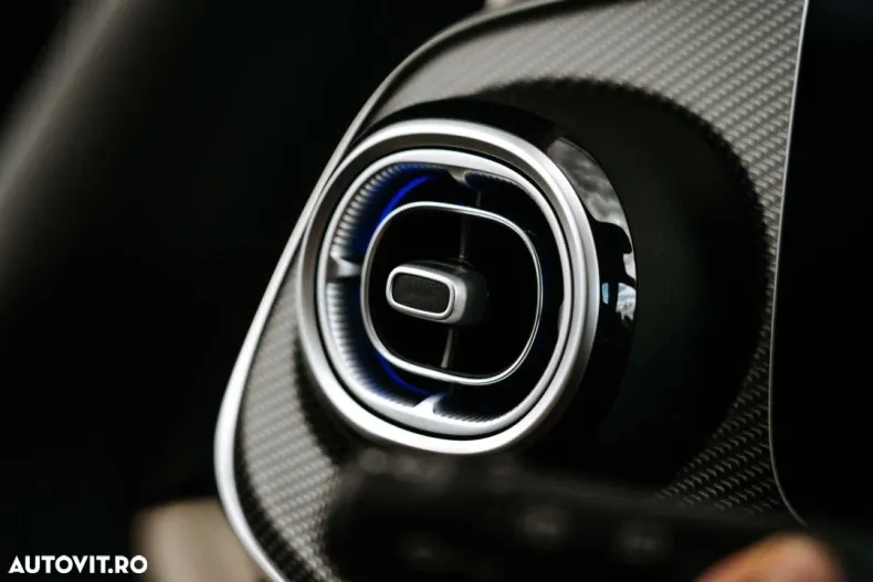 Mercedes-Benz V din 2025 cu 3.000 km - oferta MER130123 - foto 38