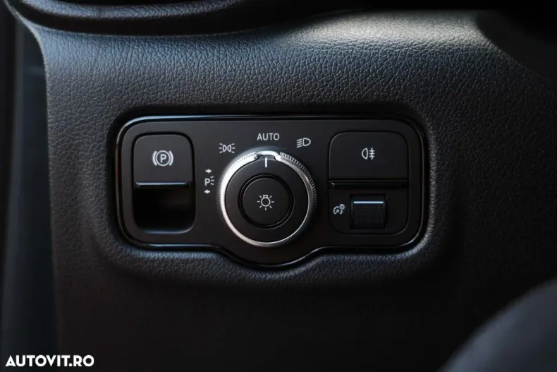 Mercedes-Benz Vito din 2025 cu 1 km - oferta MER130124 - foto 36