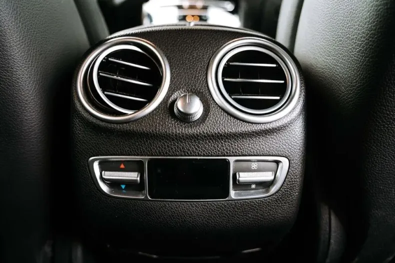 Mercedes-Benz EQC din 2020 cu 61.143 km - oferta MER130126 - foto 10