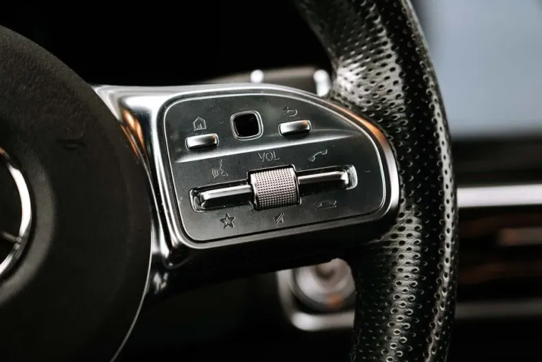 Mercedes-Benz EQC din 2020 cu 61.143 km - oferta MER130126 - foto 13