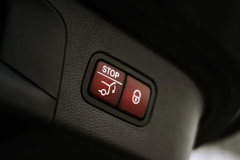 Mercedes-Benz EQC din 2020 cu 61.143 km - oferta MER130126 - foto 22