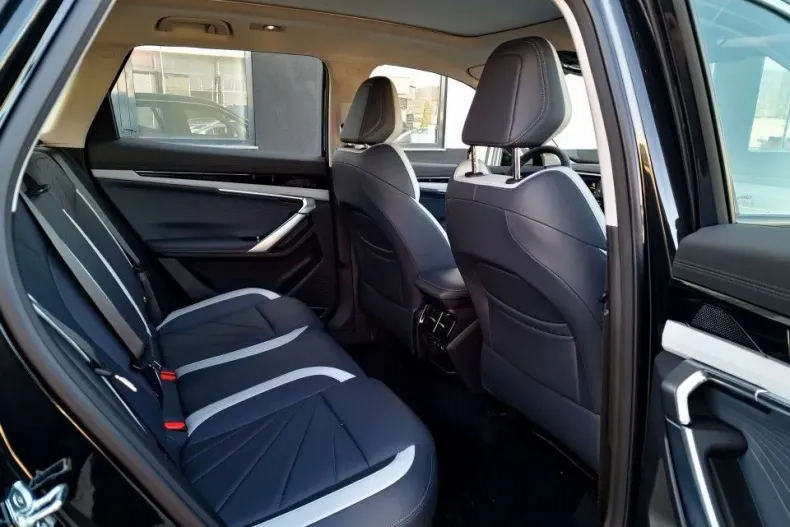 Geely Starray din 2025 cu 1 km - oferta GEE130135 - foto 12