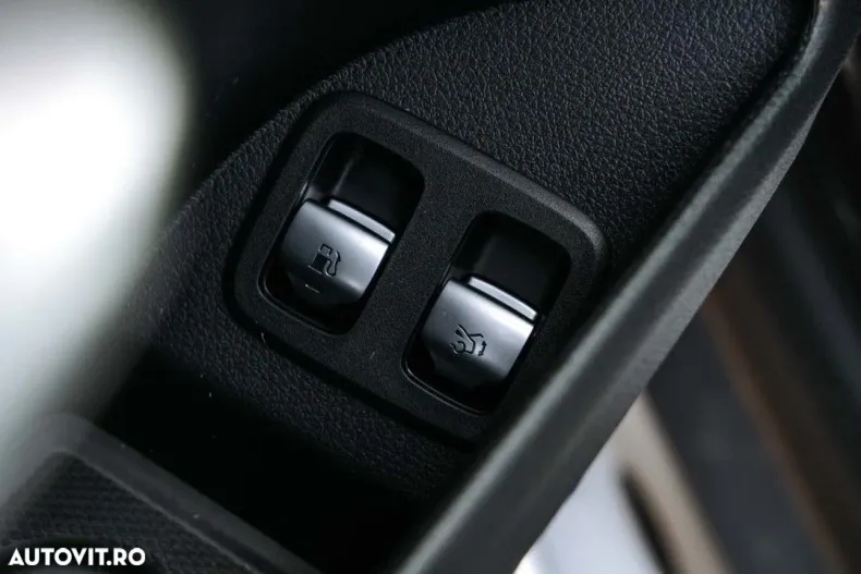 Mercedes-Benz GLC din 2025 cu 1 km - oferta MER130136 - foto 30