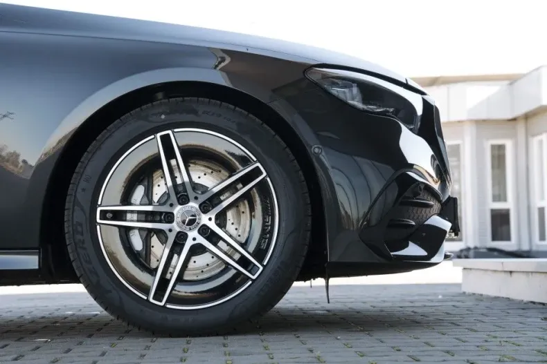 Mercedes-Benz E din 2025 cu 3.000 km - oferta MER130138 - foto 6