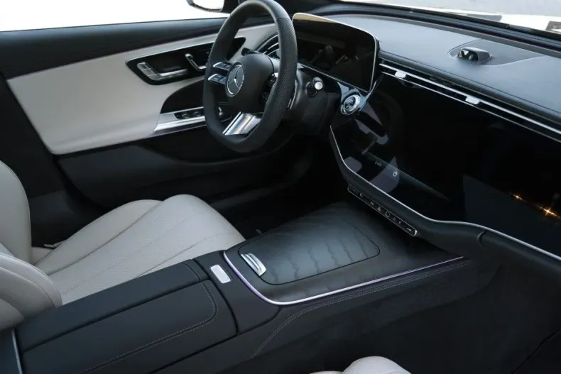 Mercedes-Benz E din 2025 cu 3.000 km - oferta MER130138 - foto 10