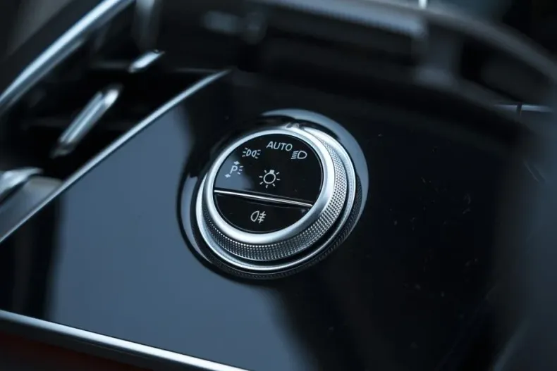 Mercedes-Benz E din 2025 cu 3.000 km - oferta MER130138 - foto 16