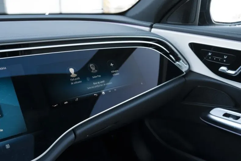 Mercedes-Benz E din 2025 cu 3.000 km - oferta MER130138 - foto 31