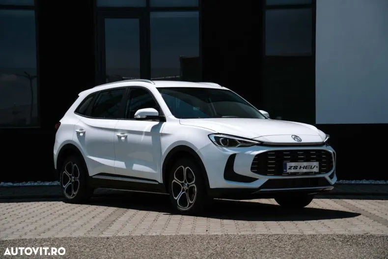 MG ZS HEV din 2025 cu 1 km - oferta MG0130142 - foto 3