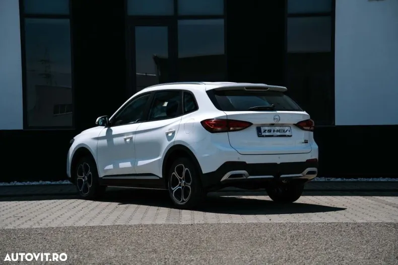 MG ZS HEV din 2025 cu 1 km - oferta MG0130142 - foto 8