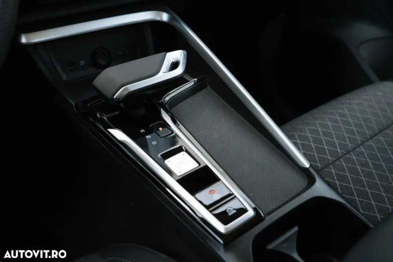 MG ZS HEV din 2025 cu 1 km - oferta MG0130142 - foto 17