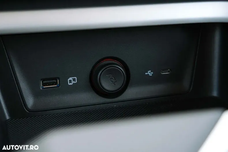 MG ZS HEV din 2025 cu 1 km - oferta MG0130142 - foto 20