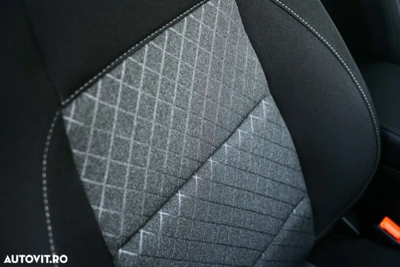 MG ZS HEV din 2025 cu 1 km - oferta MG0130142 - foto 23