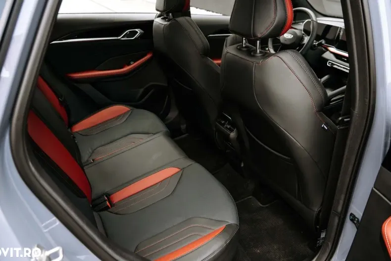 Geely Coolray din 2024 cu 3.000 km - oferta GEE130143 - foto 12