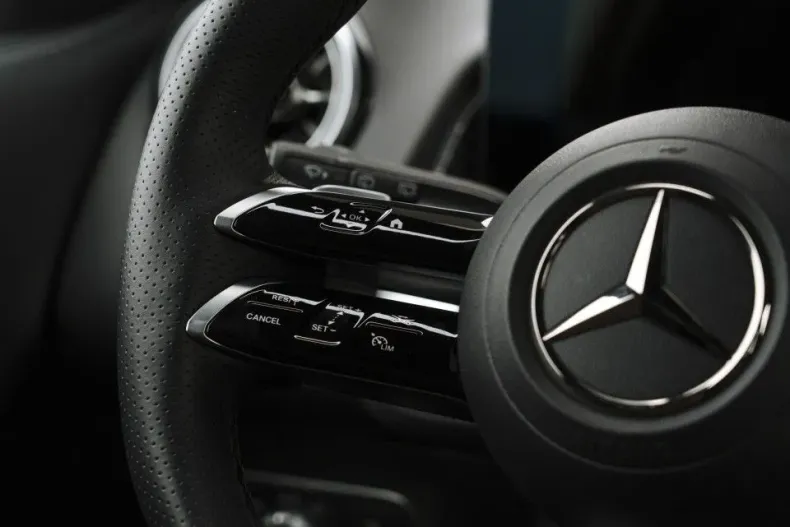 Mercedes-Benz GLB din 2025 cu 3.000 km - oferta MER130149 - foto 15