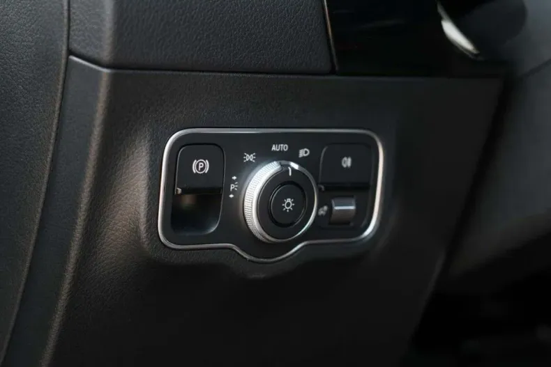 Mercedes-Benz EQA din 2025 cu 100 km - oferta MER130151 - foto 21