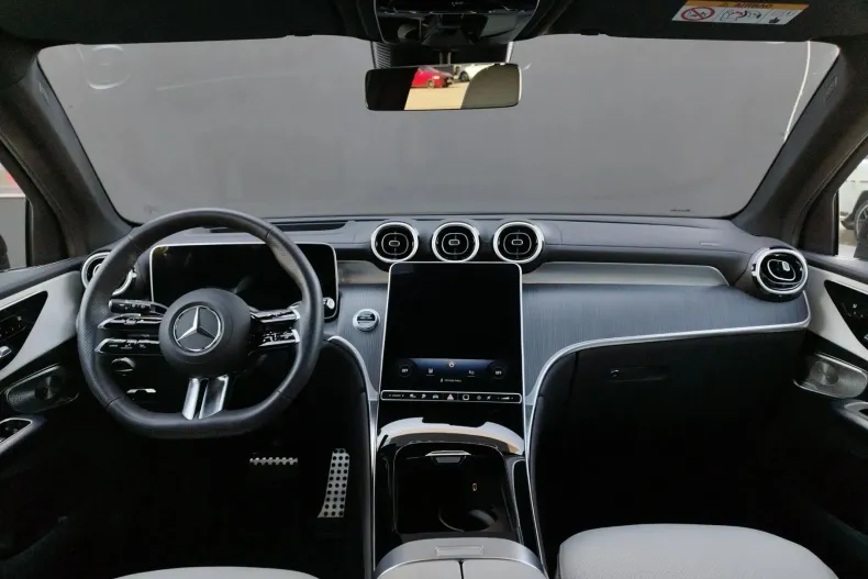 Mercedes-Benz GLC din 2023 cu 8.706 km - oferta MER130159 - foto 11