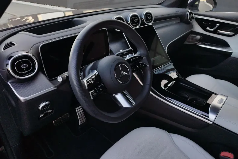 Mercedes-Benz GLC din 2023 cu 8.706 km - oferta MER130159 - foto 13