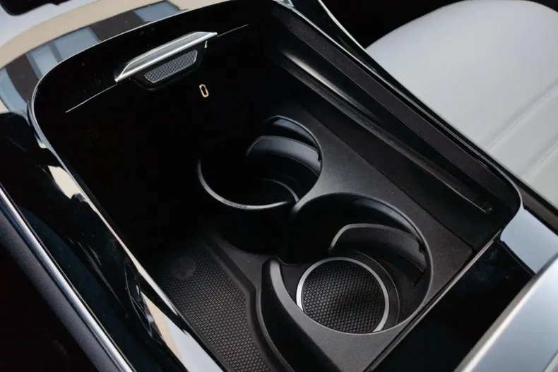 Mercedes-Benz GLC din 2023 cu 8.706 km - oferta MER130159 - foto 29