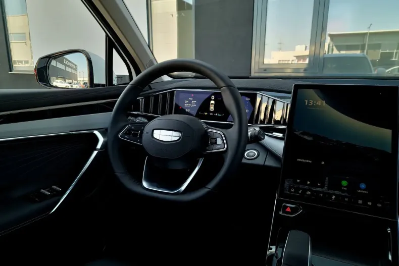 Geely Starray din 2024 cu 2.000 km - oferta GEE130160 - foto 10