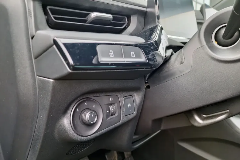 MG MG3 din 2024 cu 4.500 km - oferta MG0130167 - foto 14