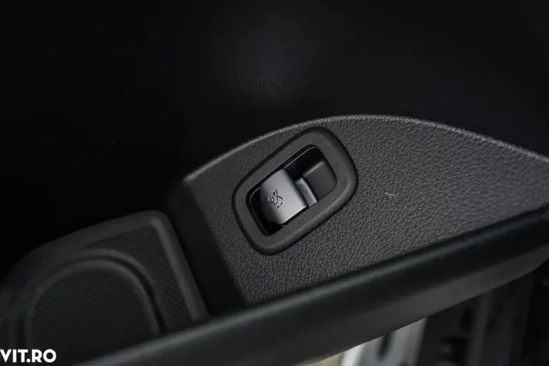 Mercedes-Benz GLC din 2024 cu 969 km - oferta MER130169 - foto 18