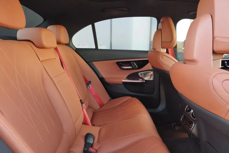 Mercedes-Benz C din 2023 cu 7.050 km - oferta MER130171 - foto 14