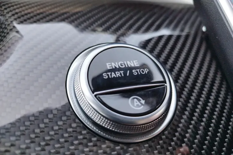 Mercedes-Benz C din 2023 cu 7.050 km - oferta MER130171 - foto 21