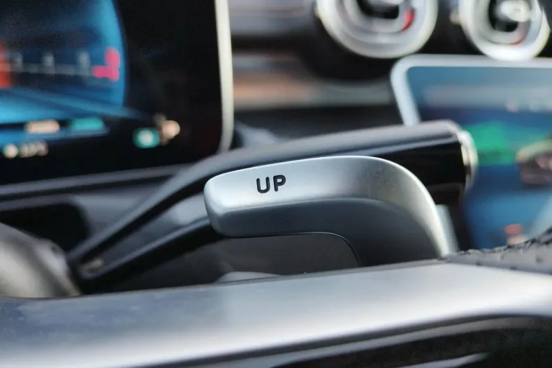 Mercedes-Benz C din 2023 cu 7.050 km - oferta MER130171 - foto 22