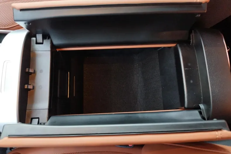 Mercedes-Benz C din 2023 cu 7.050 km - oferta MER130171 - foto 29