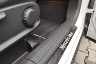 Mercedes-Benz GLA din 2023 cu 12.368 km - oferta MER130172 - foto 24