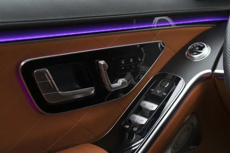 Mercedes-Benz S din 2023 cu 14.600 km - oferta MER130175 - foto 21