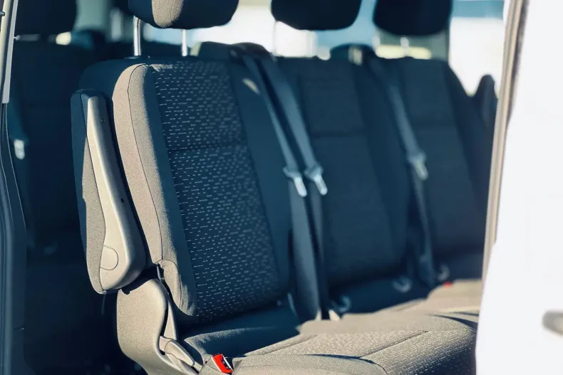 Mercedes-Benz Vito din 2023 cu 23.377 km - oferta MER130176 - foto 11