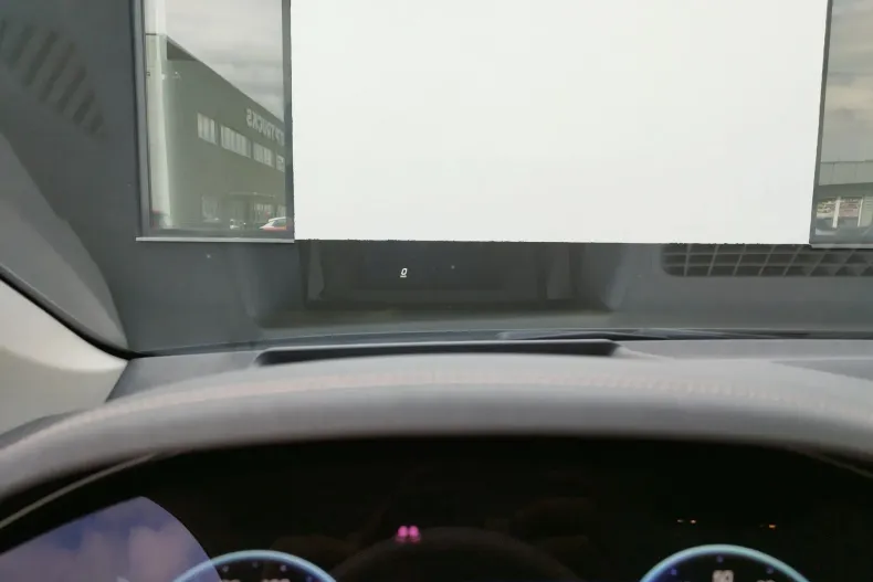 Mercedes-Benz EQS din 2022 cu 24.991 km - oferta MER130178 - foto 19